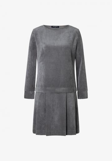 Вязаное платье