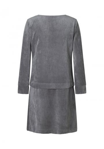 Вязаное платье