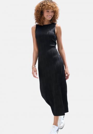 Платье футляр