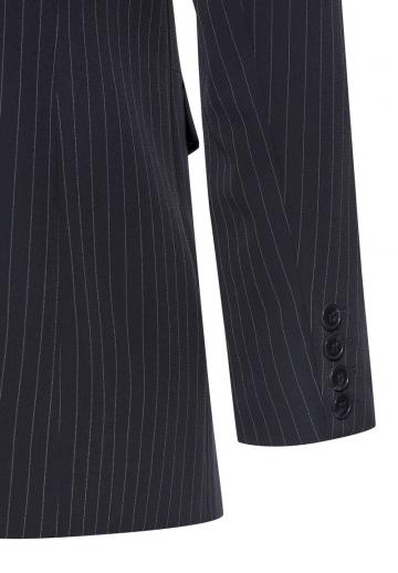 Короткое пальто