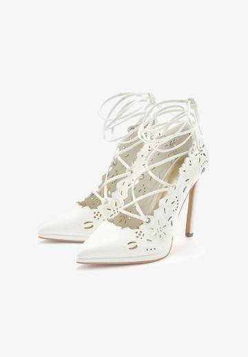 Туфли на шнуровке