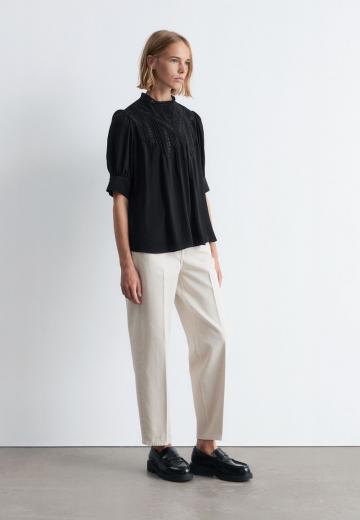 Кружевная блузка