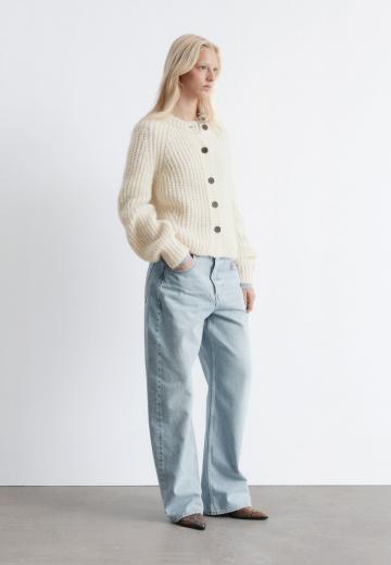 Вязаная кофта