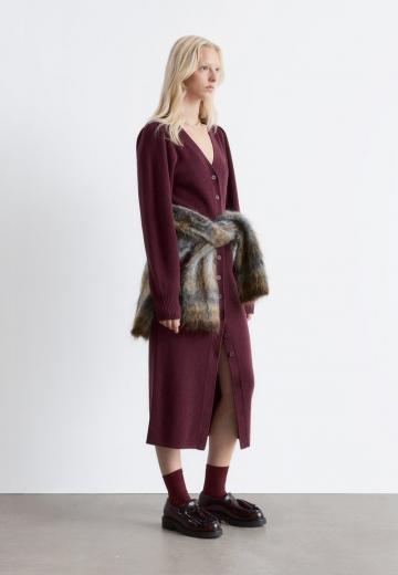 Вязаное платье