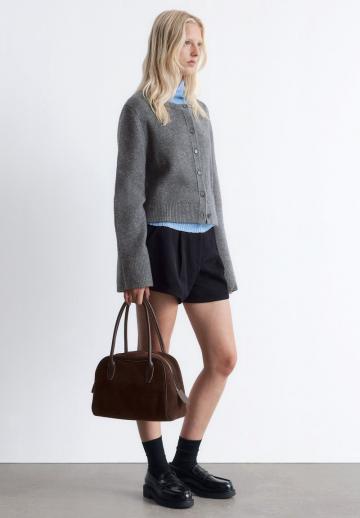 Вязаная кофта