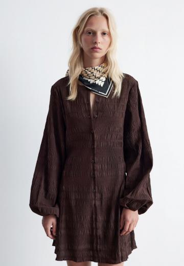 Короткое платье