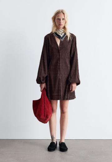 Короткое платье