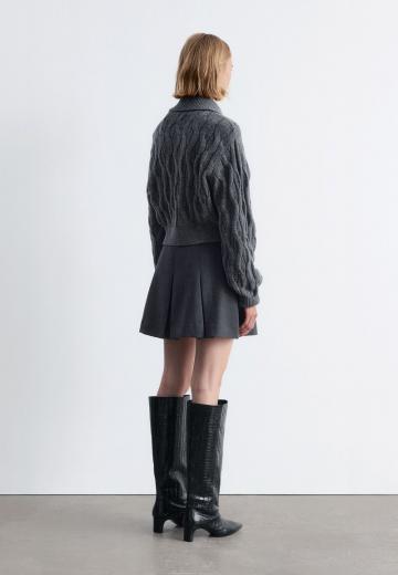 Вязаная кофта