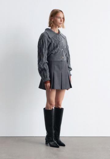 Вязаная кофта