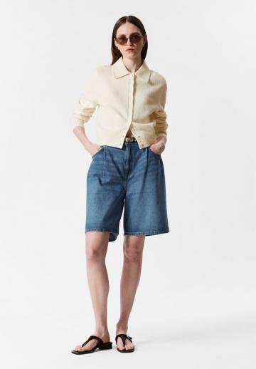 Вязаная кофта