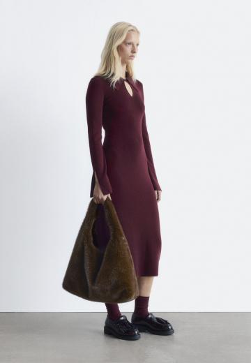 Платье футляр