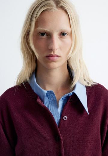 Вязаная кофта