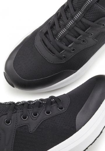 Гандбольные кроссовки