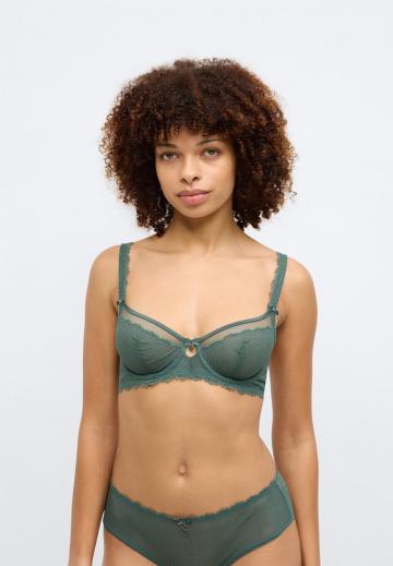 Бюстгальтер