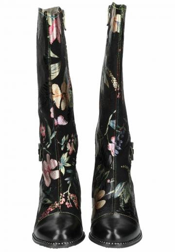 Высокие сапоги