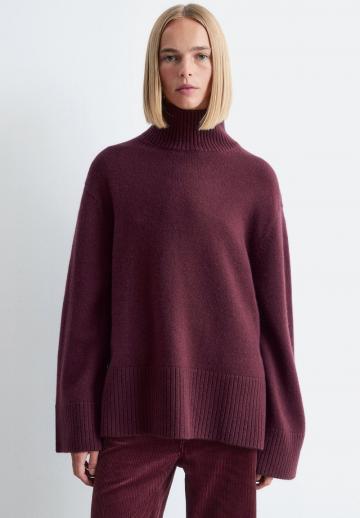 Длинный пуловер