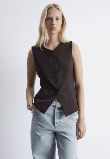 Джинсовая жилетка