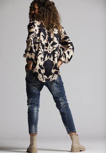 Атласная блузка