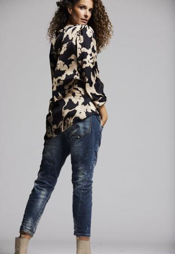 Атласная блузка
