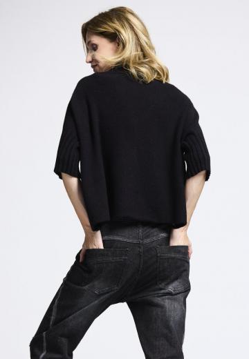 Пуловер с рукавом три четверти