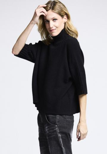 Пуловер с рукавом три четверти