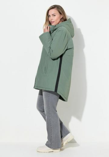 Короткое пальто