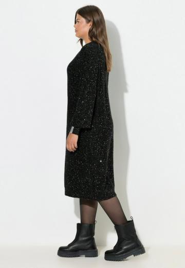 Вязаное платье