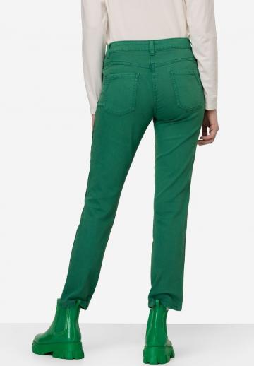 Короткие джинсы