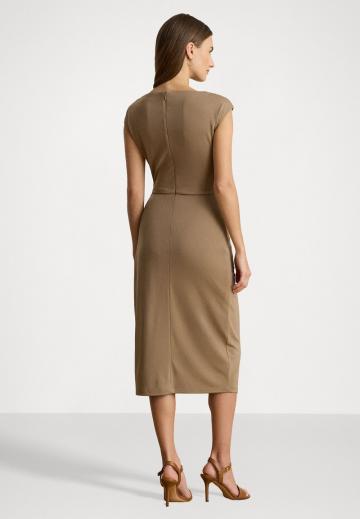 Платье футляр