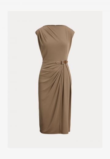 Платье футляр