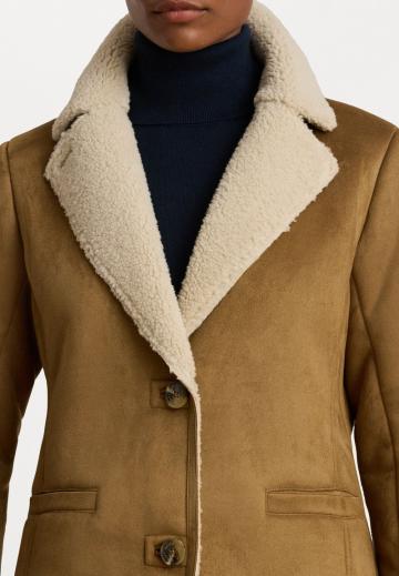 Пальто из искусственной кожи