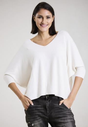 Пуловер с рукавом три четверти