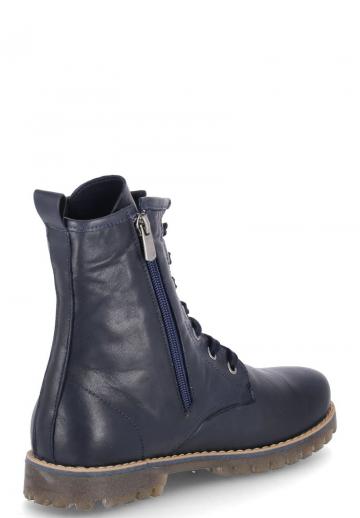 Ботинки на шнуровке