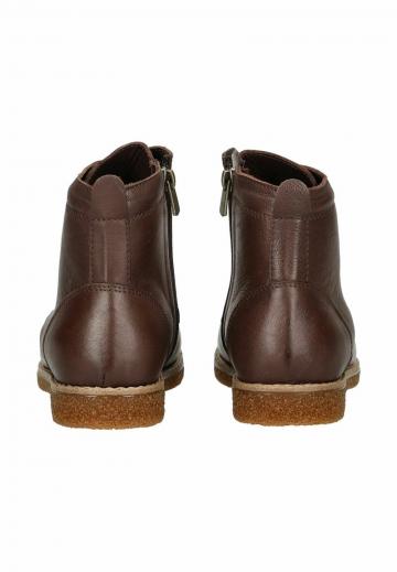 Ботинки на шнуровке