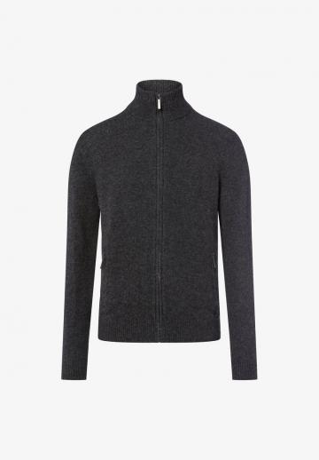 Вязаная кофта