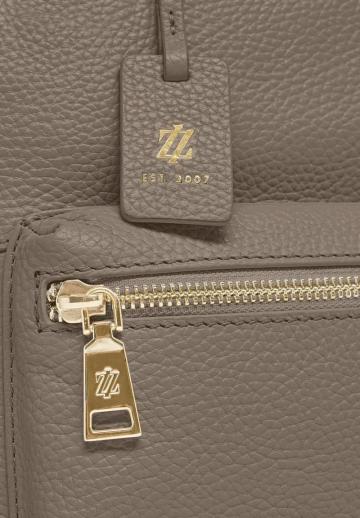 Кожаный рюкзак