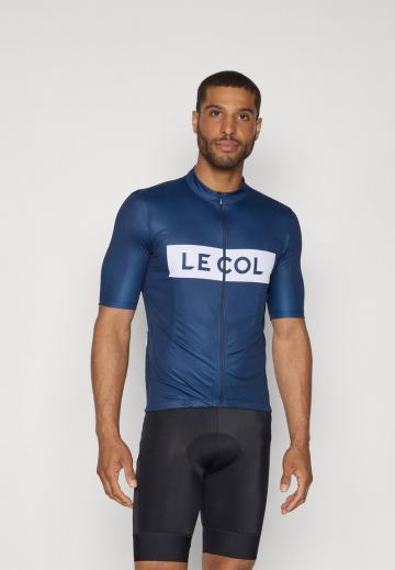 Спортивная форма