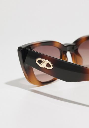 Солнечные очки