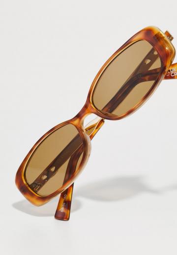 Солнечные очки