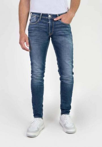 Узкие джинсы