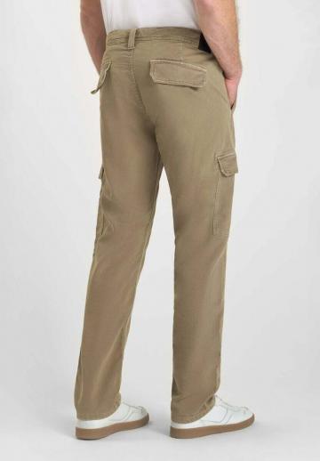Брюки с накладными карманами