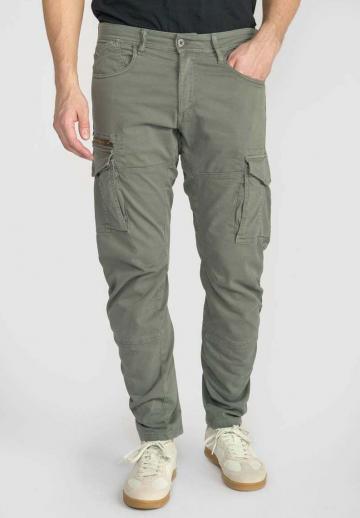Брюки с накладными карманами