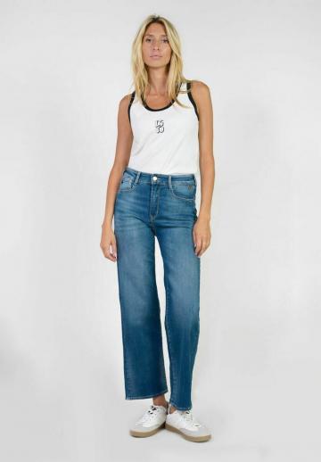 Клешеные джинсы