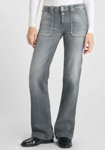 Клешеные джинсы