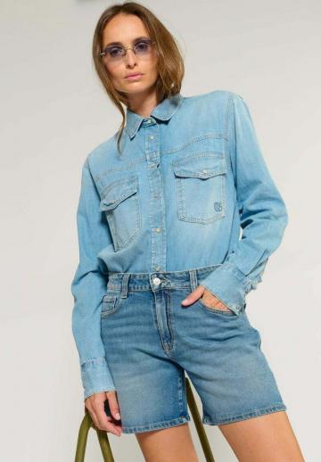 Джинсовая блузка