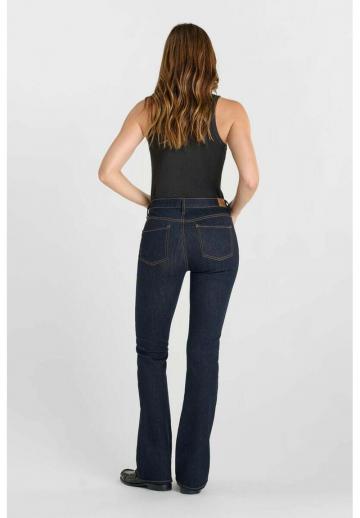 Клешеные брюки