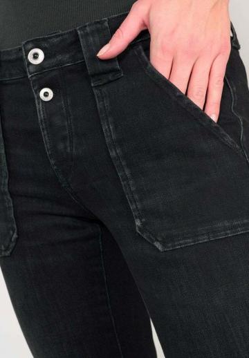 Клешеные брюки