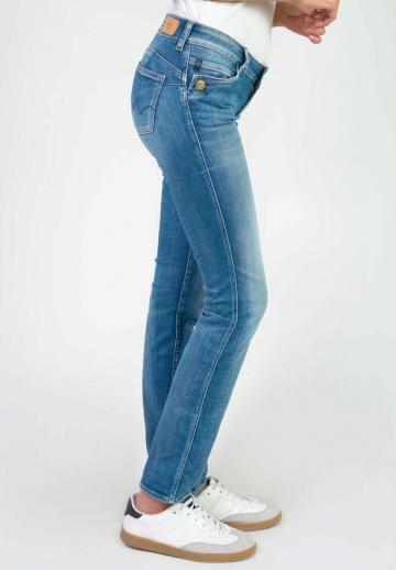 Джинсы