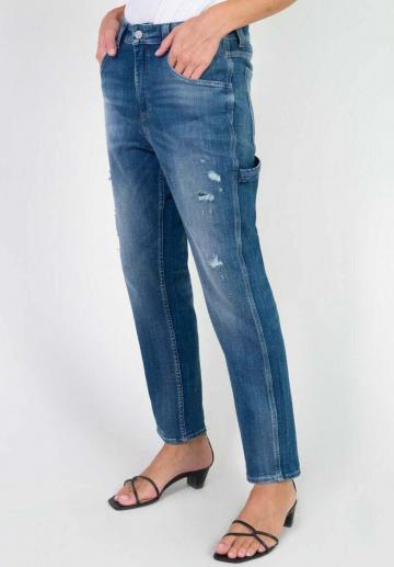 Свободные джинсы