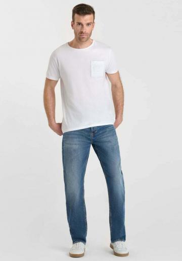 Прямые джинсы